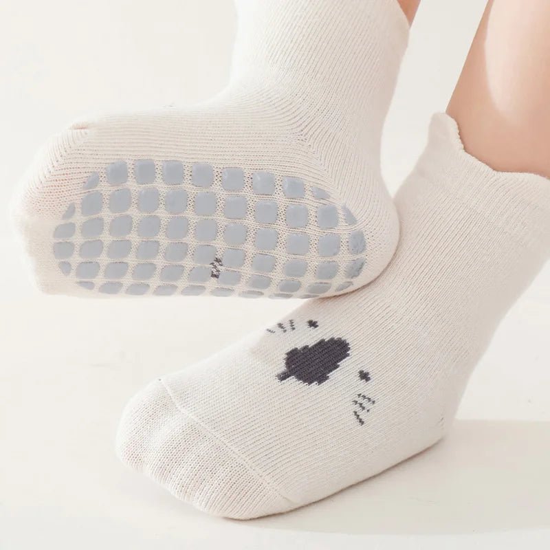🐾 Calcetines Antideslizantes GIGGLE & COOS – Primeros Pasos Seguros y Adorables 🐾 - Giggle & Coos